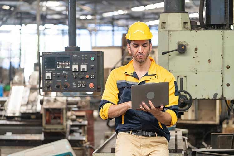 Manufacturing-Laptop750x500